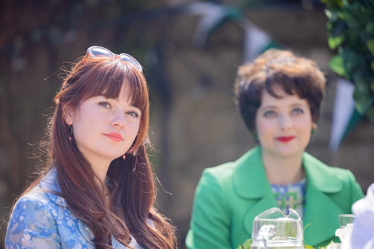 Unsere wunderbaren Jahre Staffel 2 mit Ella Lee