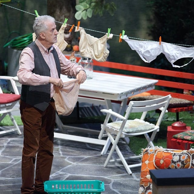 Ilja Richter in Folge 1 der neuen Sitcom „Hotel Zuhause - Bitte stören"