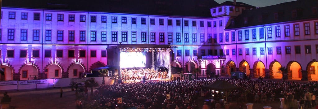 André Eisermann als „Die Zeit“ im Open-Air-Drama „Königshaut“ in Gotha